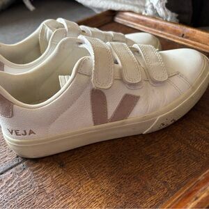 Veja leather Velcro Sneakers 6